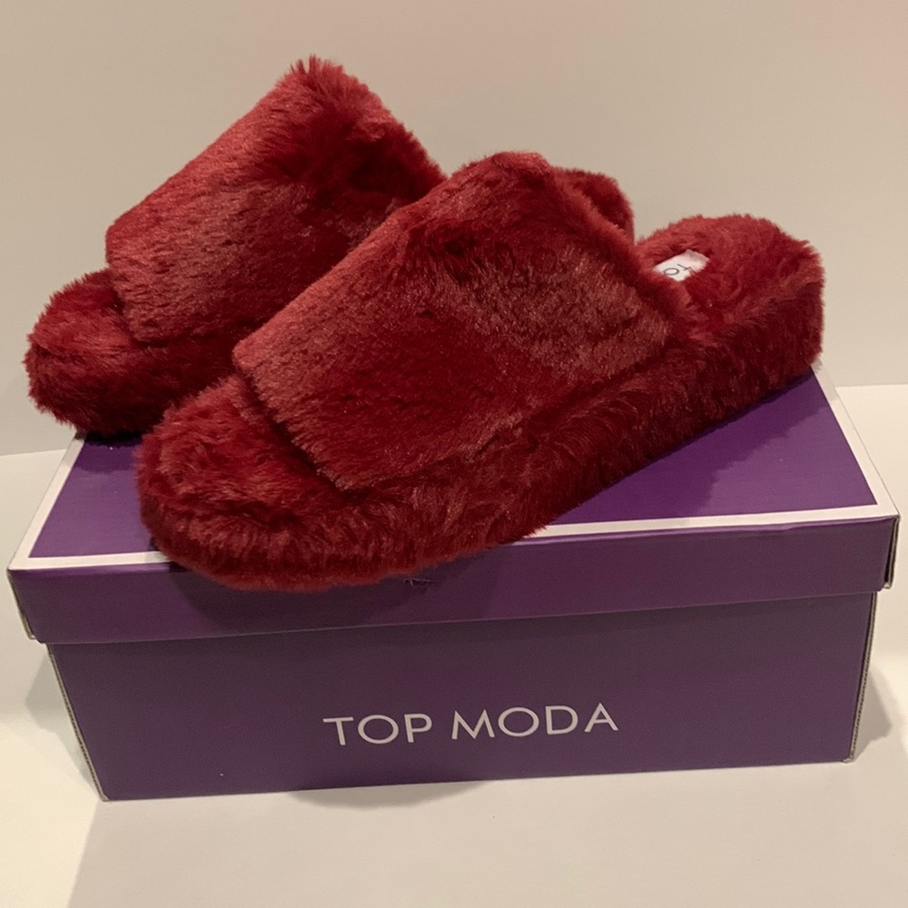 TOP Moda Slippers Platform Fuzzy Slides NEW